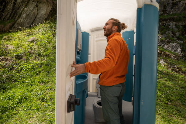 Portable Toilet Options We Offer in Lewiston, CA