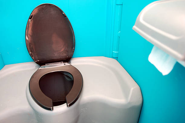 Best Luxury portable toilet rental  in Lewiston, CA