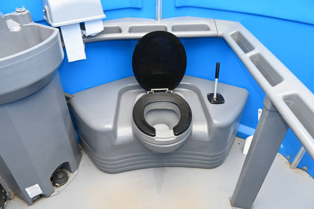 Best Portable bathroom rental  in Lewiston, CA